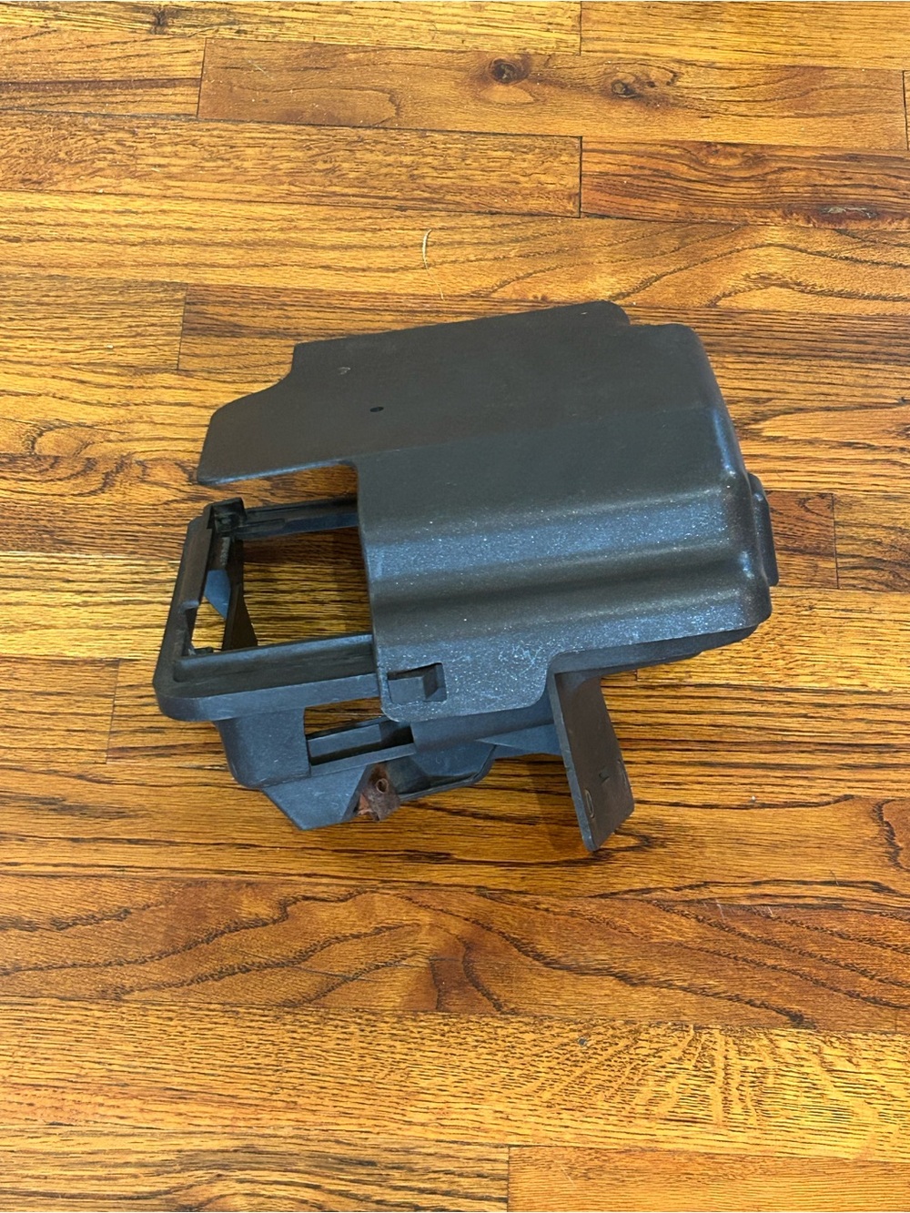 15071609 & 15047570 Engine Control Module (ECM) Mounting Bracket & Cover PCM or